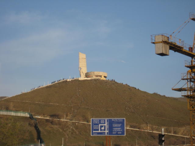 img_1070-monument